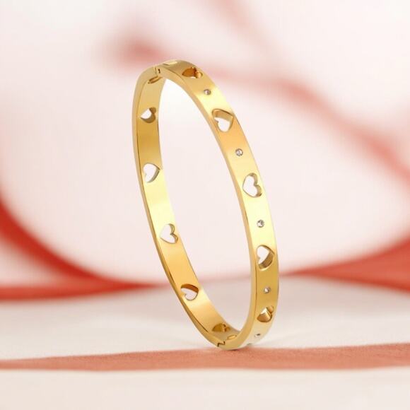 NEW 14K yellow gold plated bangle with heart cut outs CZ bracelet jewelry B28A - Picture 1 of 7